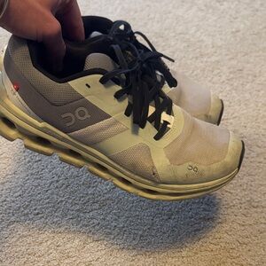 On Running Women's Sneakers - Gray and White